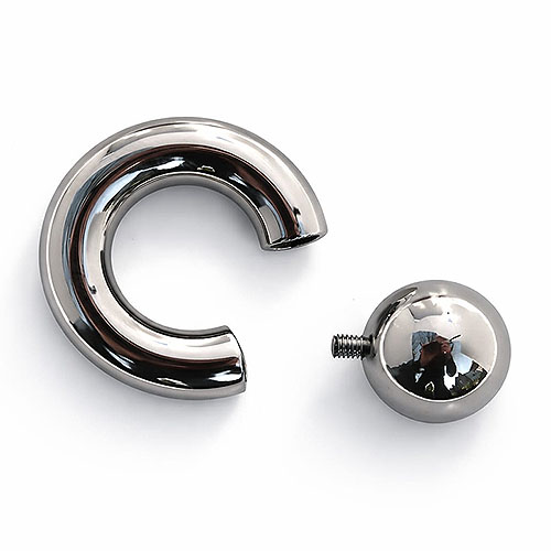 Mega Mini Monster Ring 8mm gauge, 15mm internal diameter, 17mm steel ball